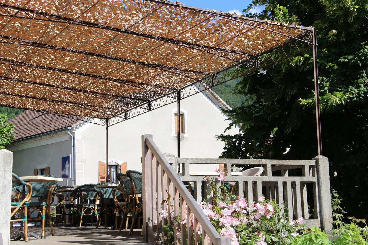 Cafe Brochier Hotel Saint-Julien-en-Vercors Buitenkant foto